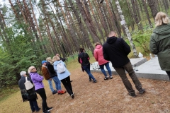 e7637c3d-4b1b-4382-b19f-6ad0c09d4f45